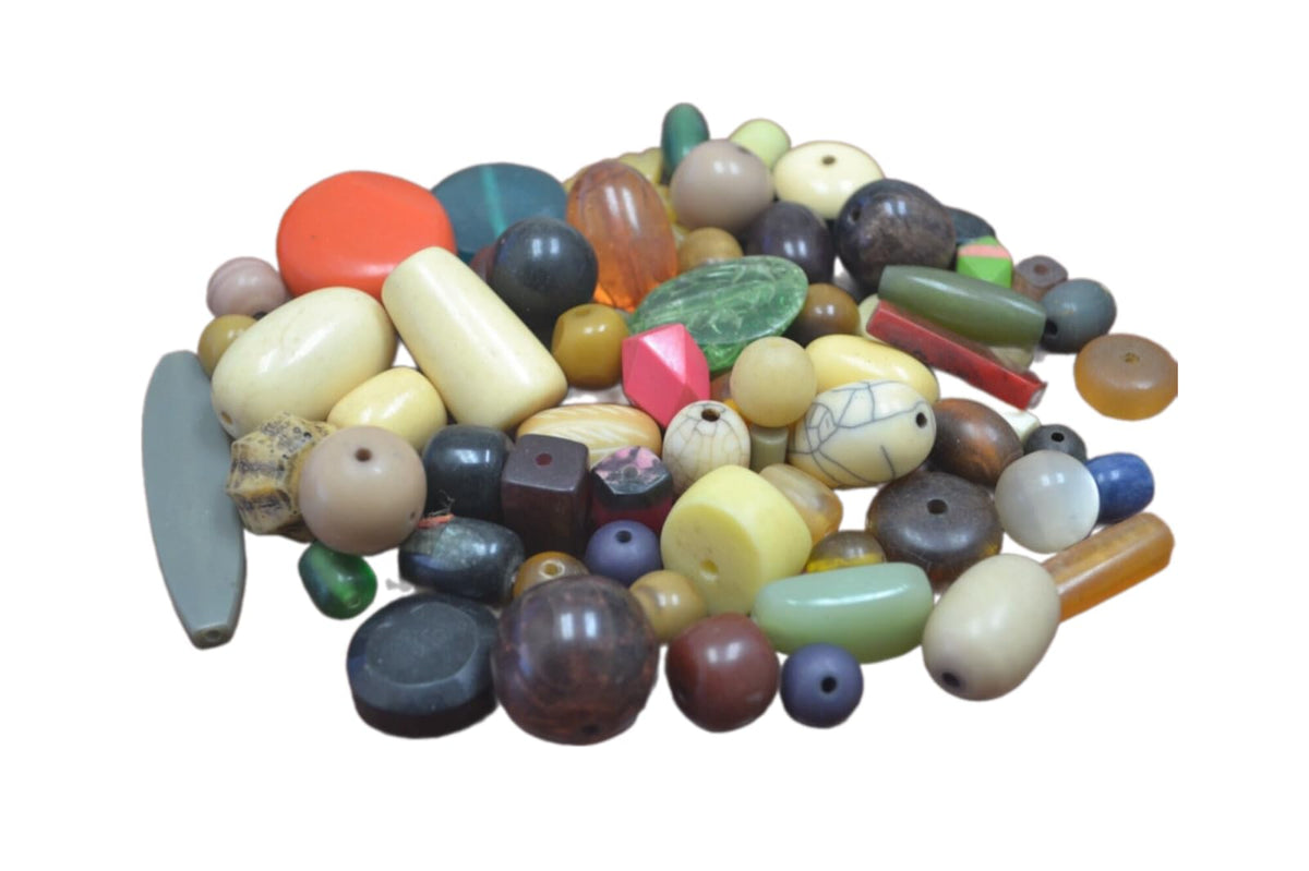 2000 Pcs Assort Mix Colors Resin Plastic Beading Beads 10 Lbs Jewelry Crafting Art Beads Charms for Handmade Friendship Jewelry Bracelet Necklace DIY Crafts Beading Supplies Jewelry Making