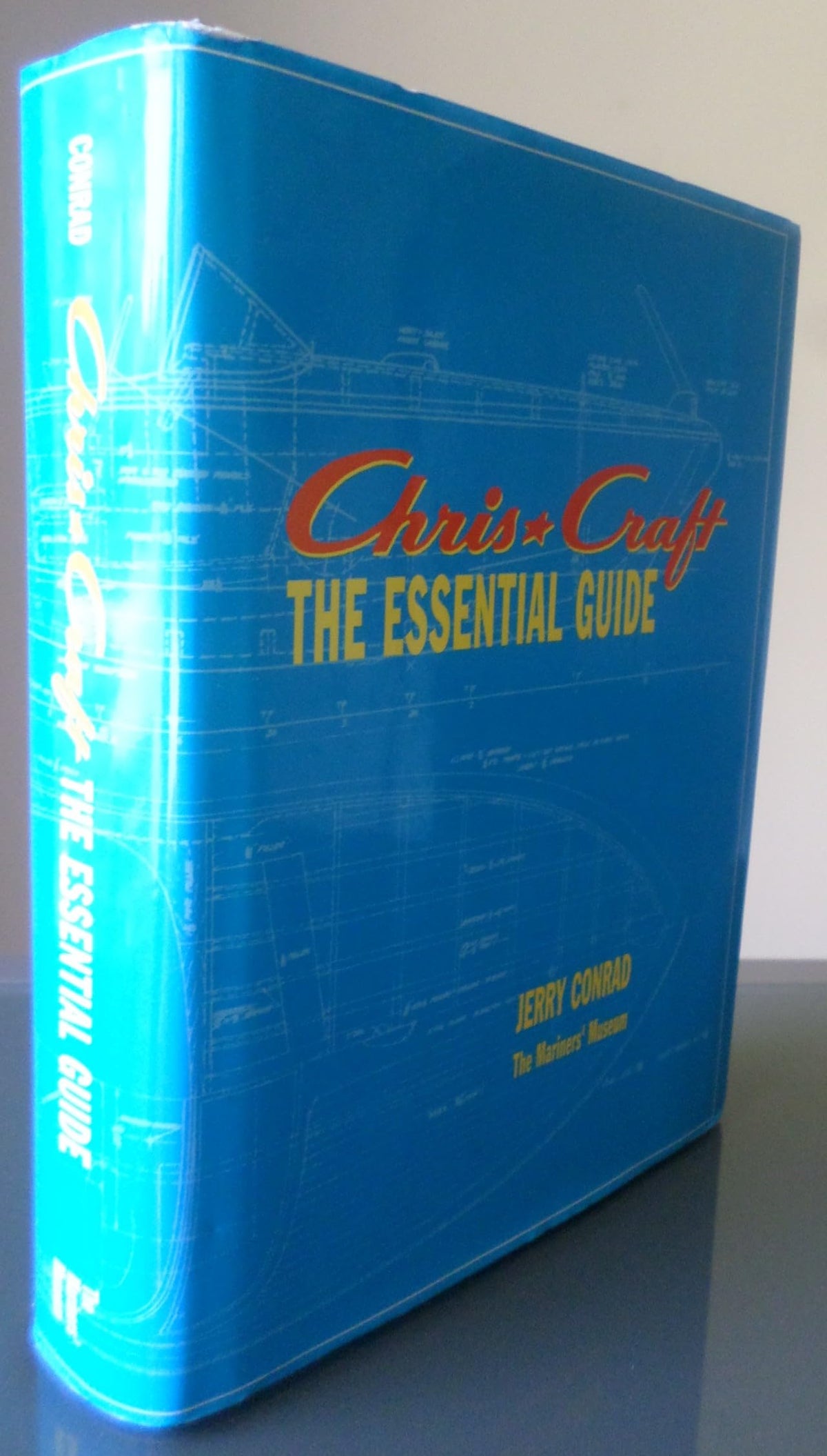 Chris*Craft: The Essential Guide