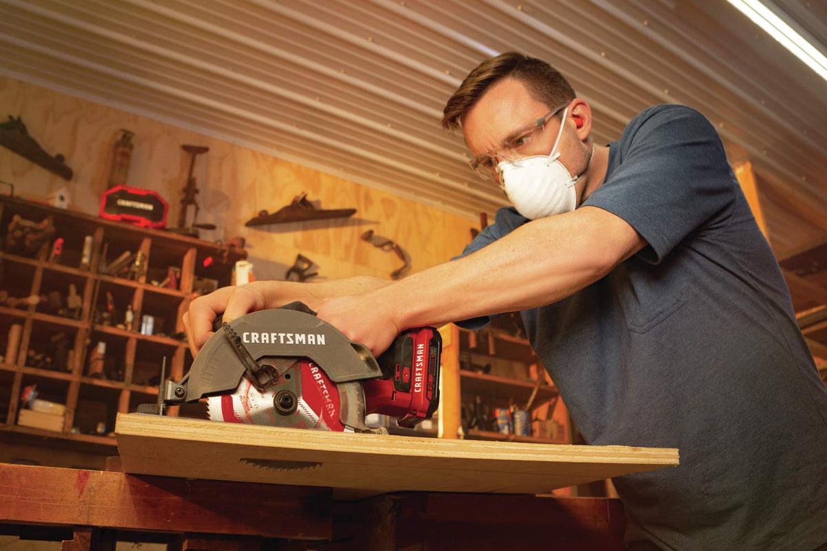 CRAFTSMAN V20 Cordless Circular Saw Kit, 6-1/2 inch, Battery and Charger Included (CMCS500M1)