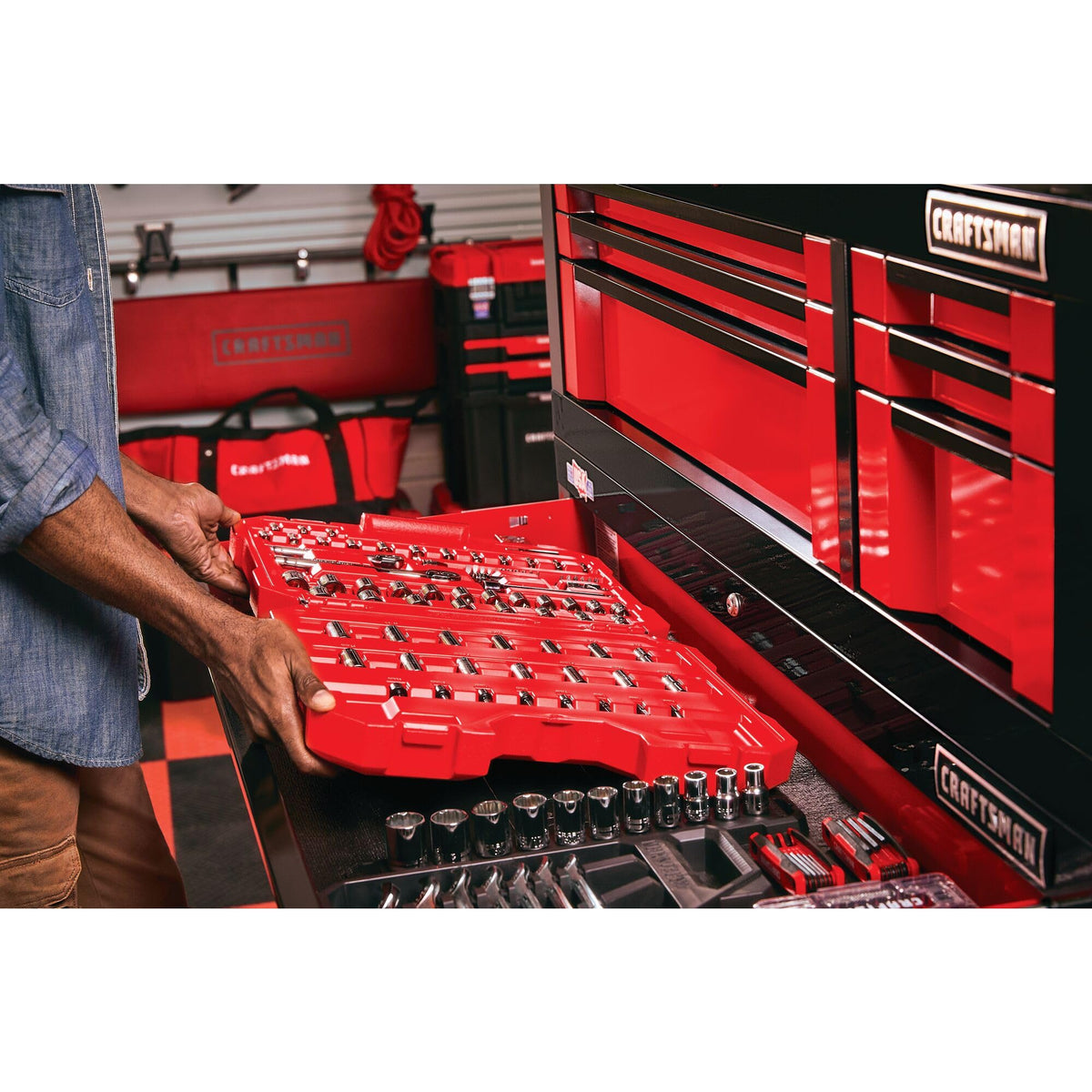CRAFTSMAN Mechanics Tool Set, 1/4" & 3/8" Drive, SAE/Metric, 81 Piece (CMMT82335L)